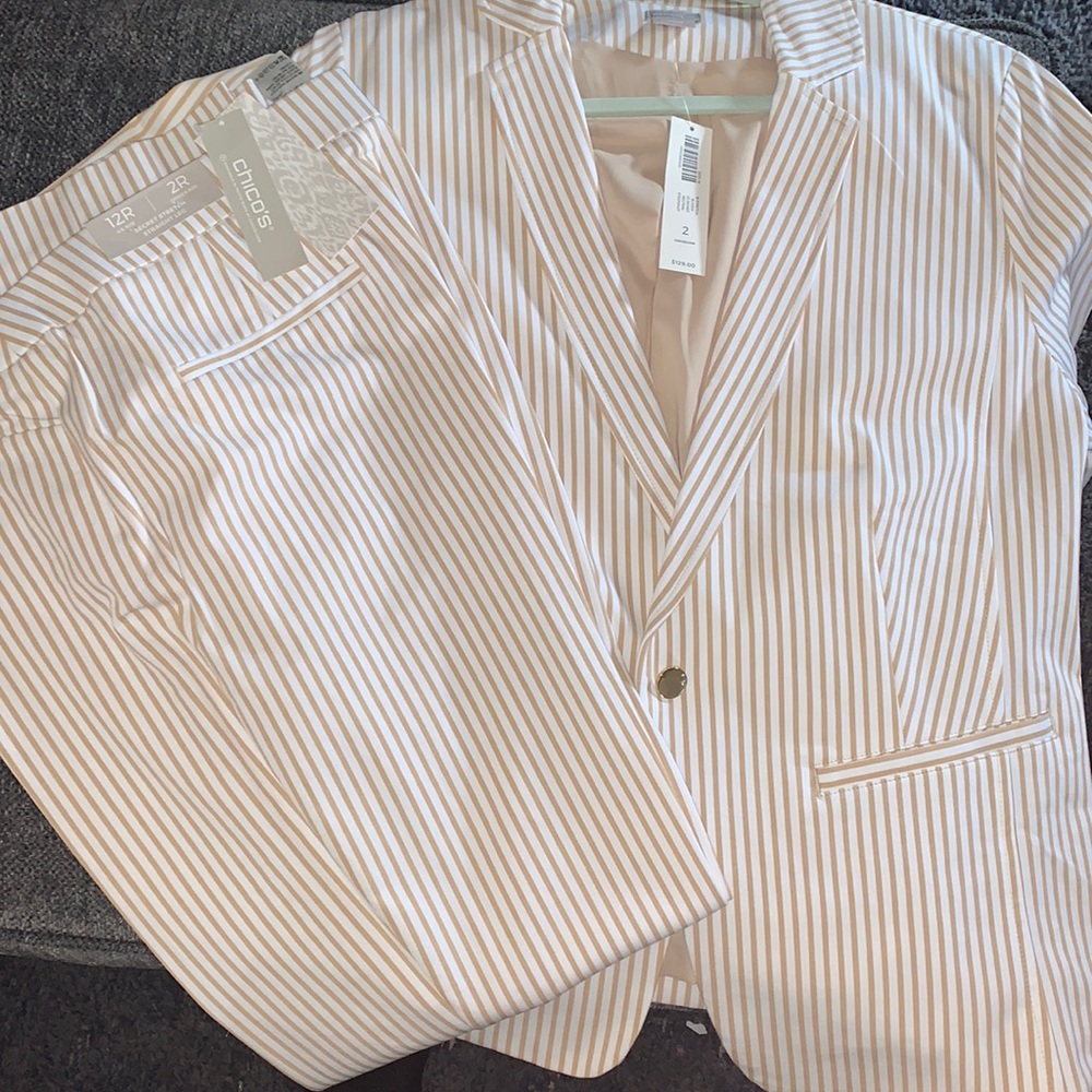 Brand new Chico women’s dress suit very nice brand new with tags